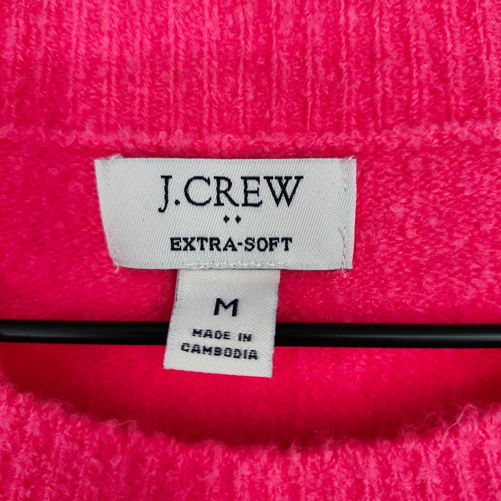 J.Crew Womens Hot Pink Extra-Soft Crewneck Wool Blend Sweater Size M Preppy Cozy - Picture 3 of 9